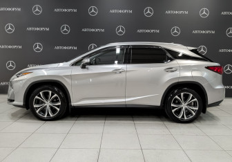 Подержанный автомобиль Lexus RX 2016 года (8 фото)