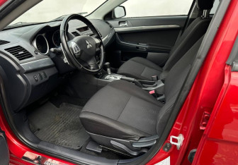 Подержанный автомобиль Mitsubishi Lancer Sedan 2008 года (9 фото)