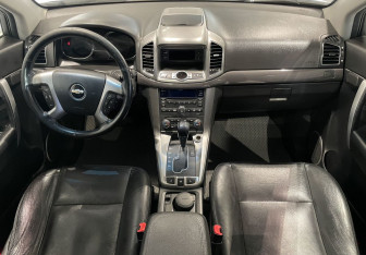 Подержанный автомобиль Chevrolet Captiva 2014 года (10 фото)