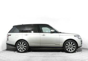 Подержанный автомобиль Land Rover Range Rover 2015 года (4 фото)