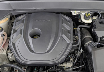 Подержанный автомобиль Geely Monjaro 2024 года (9 фото)