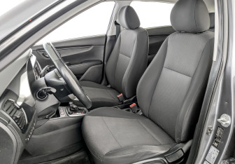 Подержанный автомобиль Kia Rio Hatchback 2021 года (20 фото)