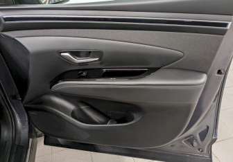 Подержанный автомобиль Hyundai Tucson 2021 года (20 фото)