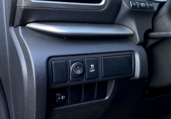 Подержанный автомобиль Mitsubishi Eclipse Cross 2018 года (19 фото)