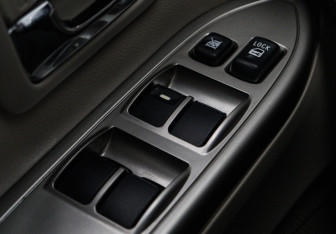 Подержанный автомобиль Mitsubishi Pajero 2019 года (15 фото)