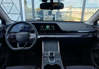 Подержанный автомобиль Omoda C5 2023 года (14 фото)