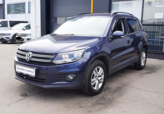 Подержанный автомобиль Volkswagen Tiguan 2015 года (1 фото)