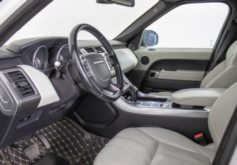 Подержанный автомобиль Land Rover Range Rover Sport 2013 года (10 фото)