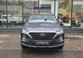 Подержанный автомобиль Hyundai Santa Fe 2018 года (2 фото)