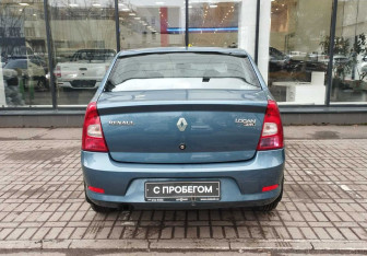 Подержанный автомобиль Renault Logan Sedan 2011 года (7 фото)