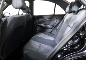 Подержанный автомобиль Nissan Almera Classic 2007 года (11 фото)