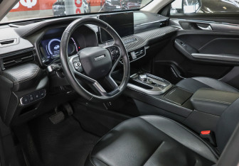 Подержанный автомобиль Haval Jolion 2023 года (16 фото)