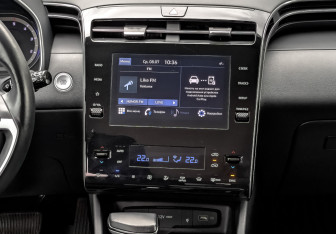 Подержанный автомобиль Hyundai Tucson 2021 года (17 фото)
