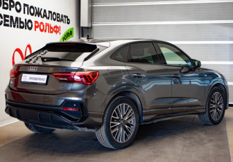 Подержанный автомобиль Audi Q3 Sportback 2020 года (4 фото)