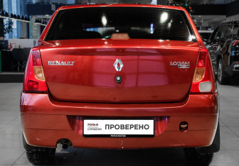 Подержанный автомобиль Renault Logan Sedan 2008 года (5 фото)