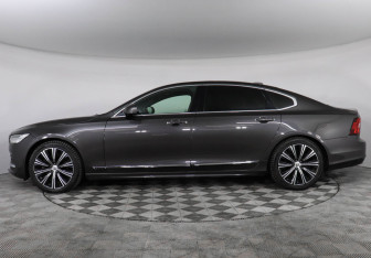 Подержанный автомобиль Volvo S90 2021 года (8 фото)