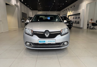 Подержанный автомобиль Renault Logan Sedan 2014 года (2 фото)