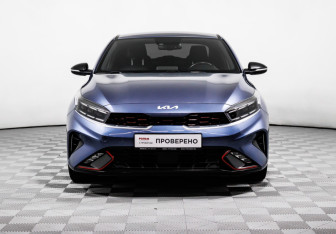 Подержанный автомобиль Kia Cerato Sedan 2022 года (2 фото)