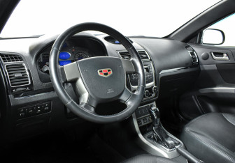 Подержанный автомобиль Geely Emgrand EC7 Sedan 2013 года (8 фото)
