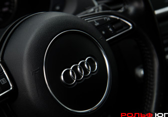 Подержанный автомобиль Audi Q3 2012 года (12 фото)