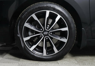 Подержанный автомобиль Hyundai i40 Wagon 2016 года (8 фото)