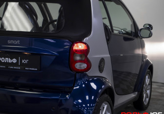 Подержанный автомобиль Smart Fortwo Convertible 2005 года (16 фото)