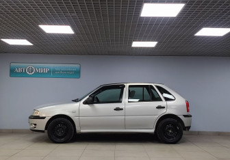 Подержанный автомобиль Volkswagen Pointer 2004 года (8 фото)