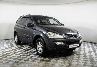 Подержанный автомобиль SsangYong Kyron 2012 года (3 фото)