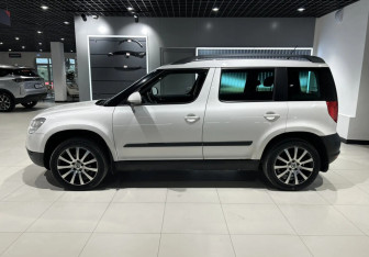 Подержанный автомобиль Skoda Yeti 2013 года (7 фото)