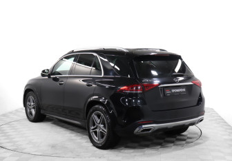 Подержанный автомобиль Mercedes-Benz GLE 2020 года (7 фото)