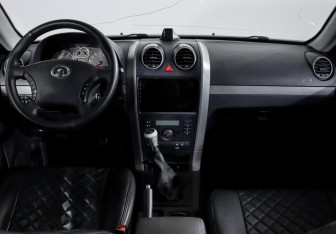 Подержанный автомобиль Great Wall Hover H3 2011 года (12 фото)