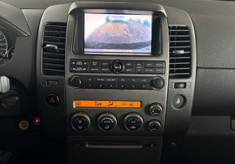 Подержанный автомобиль Nissan Pathfinder 2008 года (11 фото)
