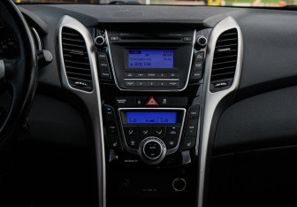 Подержанный автомобиль Hyundai i30 Hatchback 2012 года (10 фото)