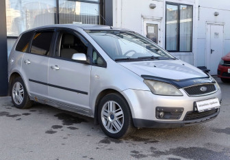 Подержанный автомобиль Ford C-MAX 2006 года (3 фото)