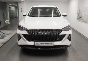 Подержанный автомобиль Haval F7 2022 года (2 фото)