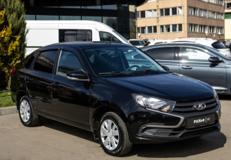 Подержанный автомобиль LADA (ВАЗ) Granta Liftback 2023 года (2 фото)