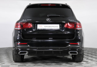 Подержанный автомобиль Mercedes-Benz GLC Coupe 2020 года (6 фото)