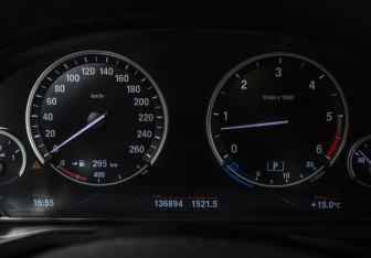 Подержанный автомобиль BMW X4 2016 года (13 фото)