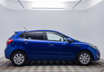 Подержанный автомобиль Kia Rio Hatchback 2012 года (6 фото)