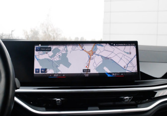 Подержанный автомобиль BMW X7 2023 года (26 фото)