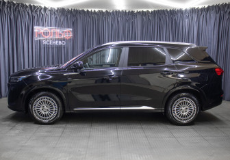 Подержанный автомобиль Evolute i-SPACE 2024 года (8 фото)