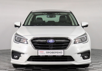 Подержанный автомобиль Subaru Legacy Sedan 2019 года (2 фото)