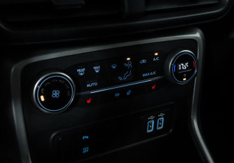 Подержанный автомобиль Ford EcoSport 2018 года (14 фото)