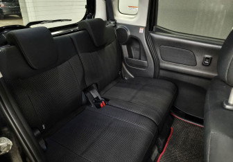 Подержанный автомобиль Nissan Dayz Roox 2016 года (10 фото)