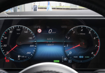 Подержанный автомобиль Mercedes-Benz GLE 2021 года (13 фото)