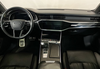 Подержанный автомобиль Audi A6 allroad 2020 года (12 фото)