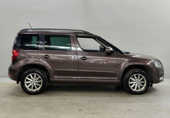 Подержанный автомобиль Skoda Yeti 2014 года (4 фото)