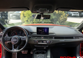 Подержанный автомобиль Audi A5 Liftback 2019 года (10 фото)