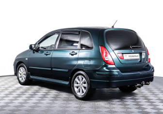 Подержанный автомобиль Suzuki Liana Wagon 2004 года (7 фото)