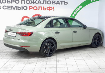 Подержанный автомобиль Audi A4 Sedan 2017 года (4 фото)